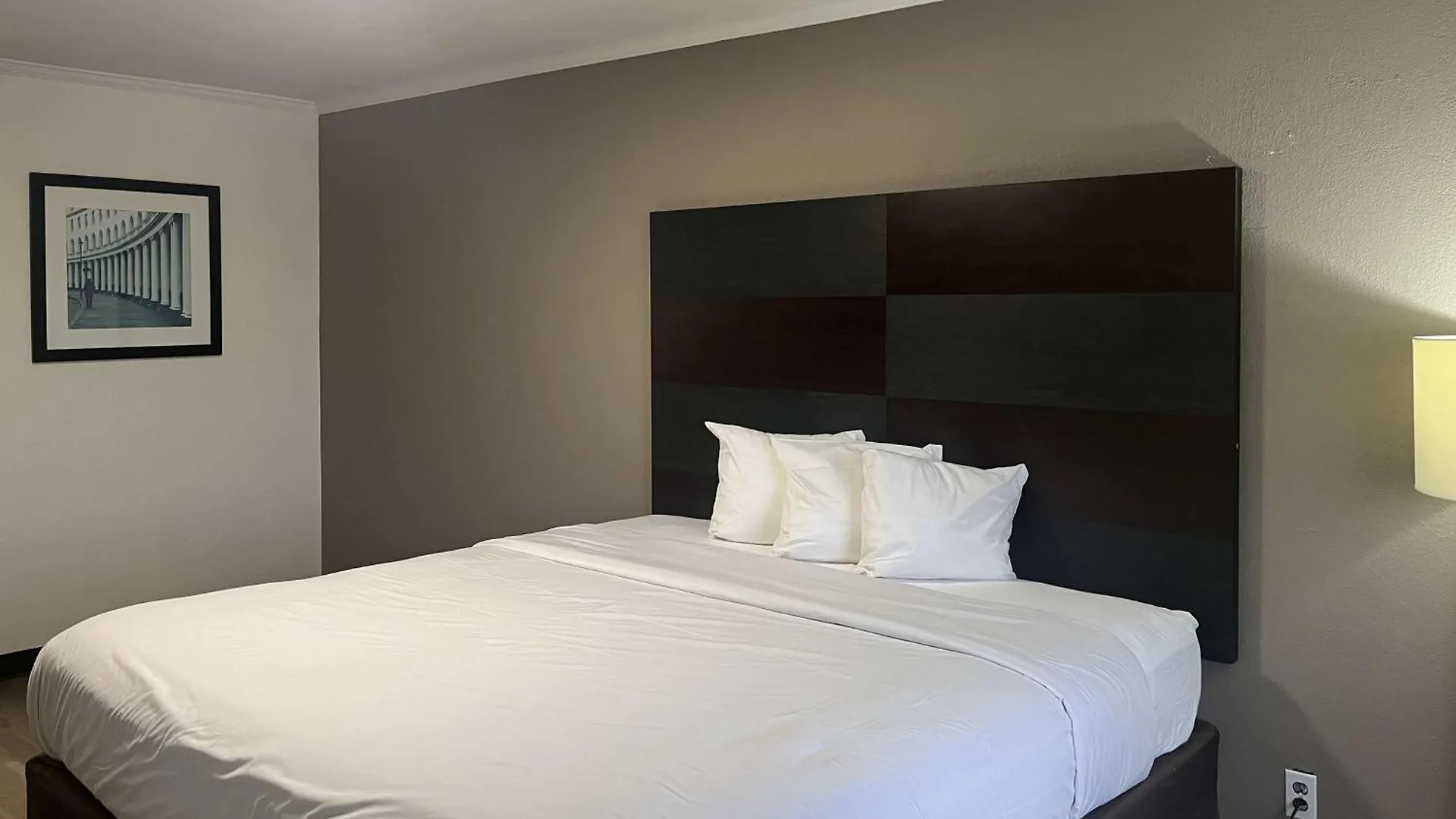Studio 6 Charlotte, Nc - Airport South מלון שרלוט